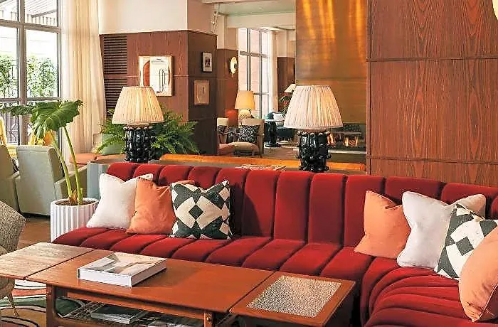 Hotel Beverly Hills 4*