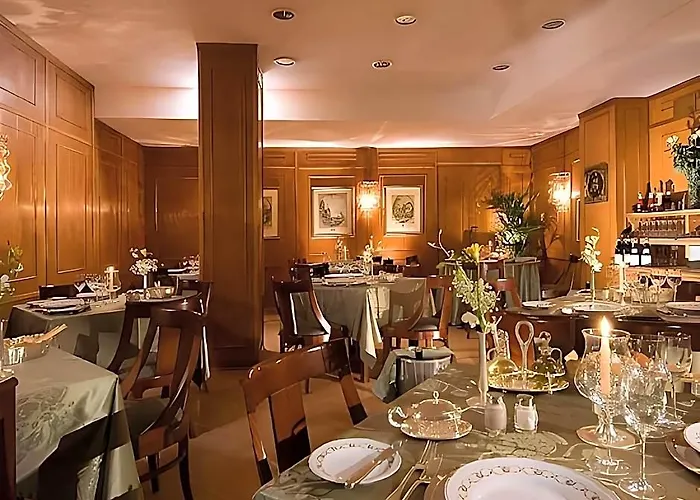 Hotel Beverly Hills 4*